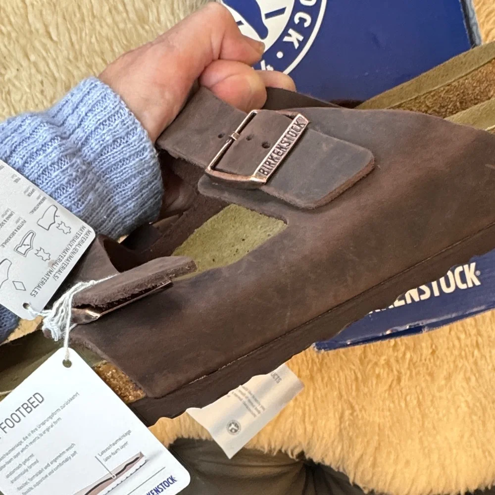 NEW Birkenstock ARIZONA Dk Brown Leather Sandal w/Adjustable Straps Softbed sz12 - Picture 16 of 16